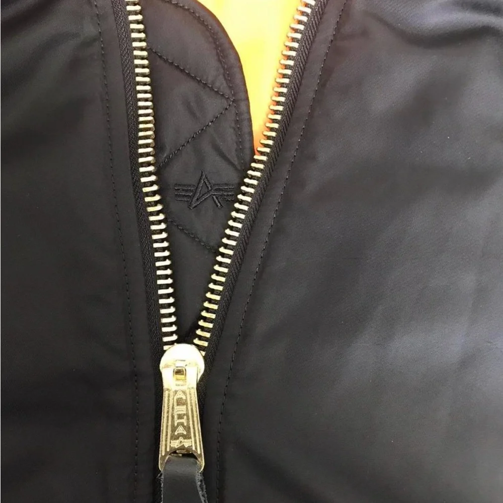 Alpha Industries MA-1 Flight Bomber Jacket | Black | Size Large - Picture 5 of 8